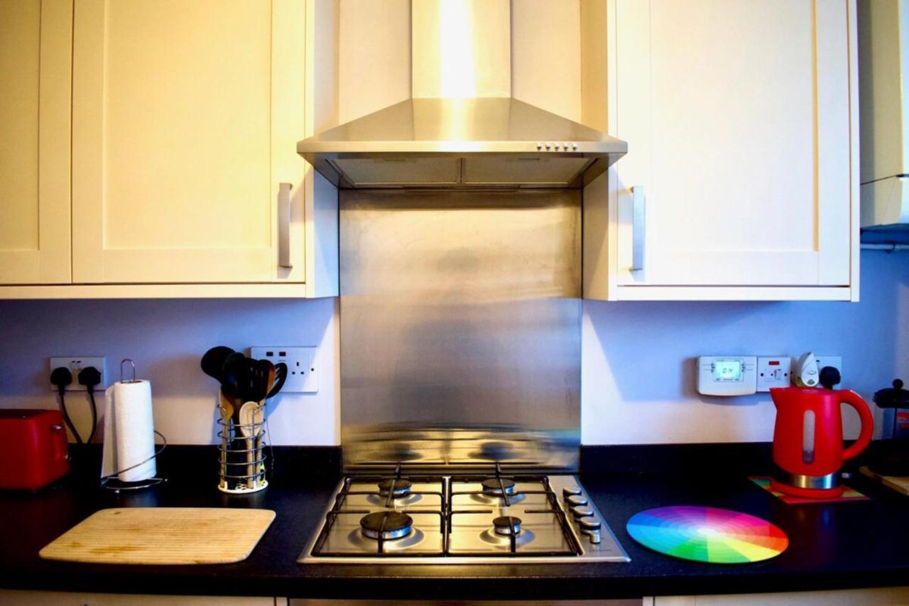 אדינבורו Welcoming And Homely 2 Bed In Central Location מראה חיצוני תמונה